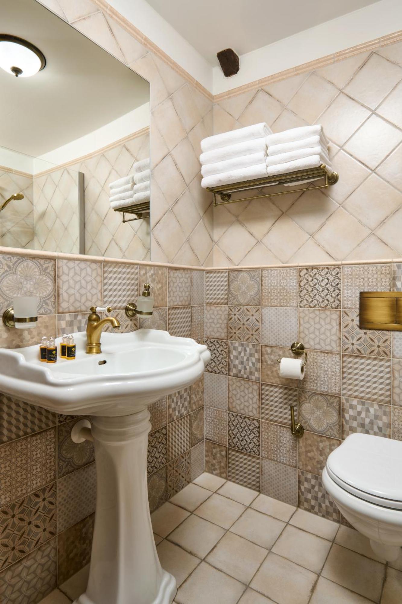 Latran House 71 By Kh Hotel Cesky Krumlov Ngoại thất bức ảnh