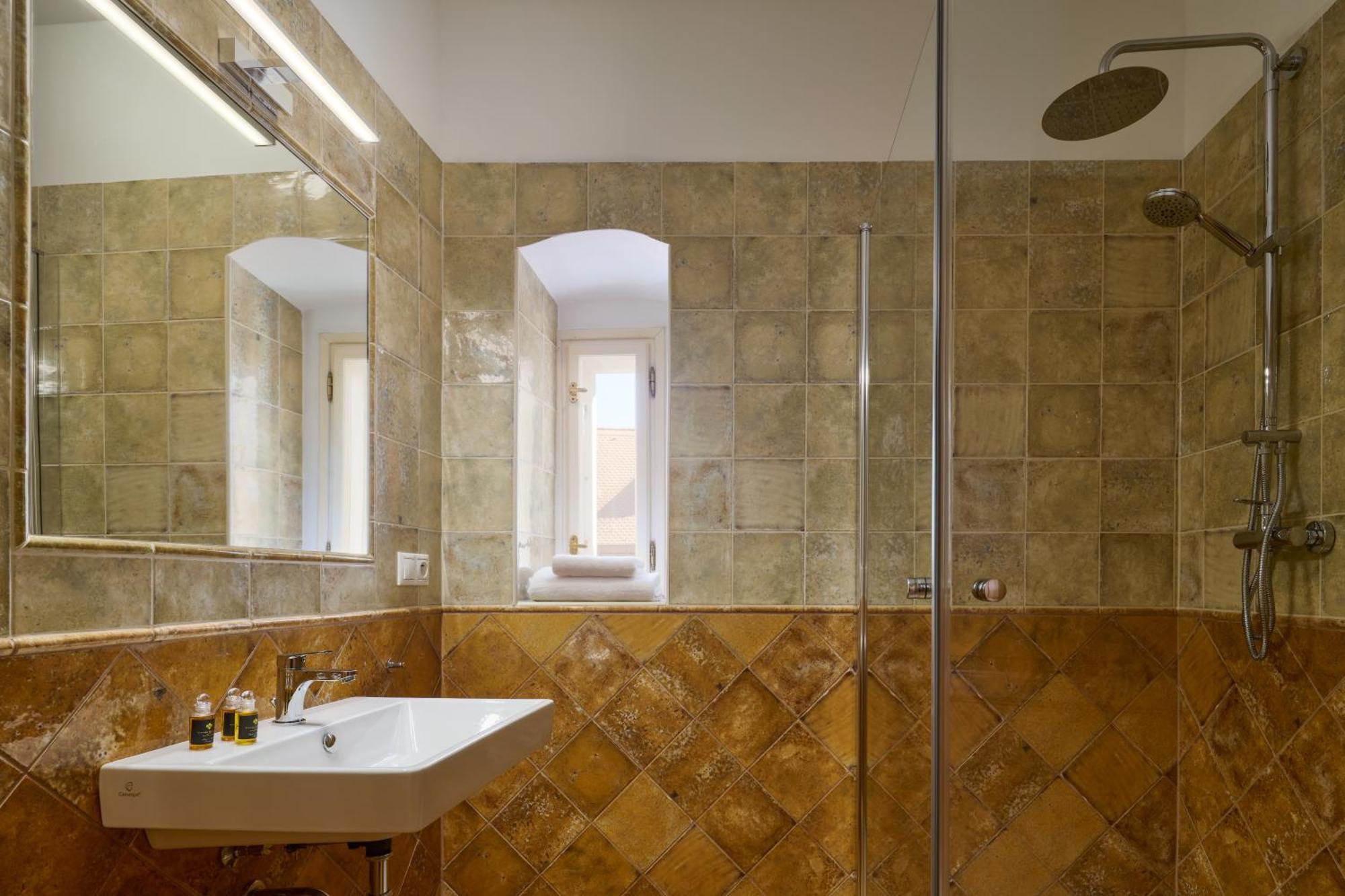 Latran House 71 By Kh Hotel Cesky Krumlov Ngoại thất bức ảnh